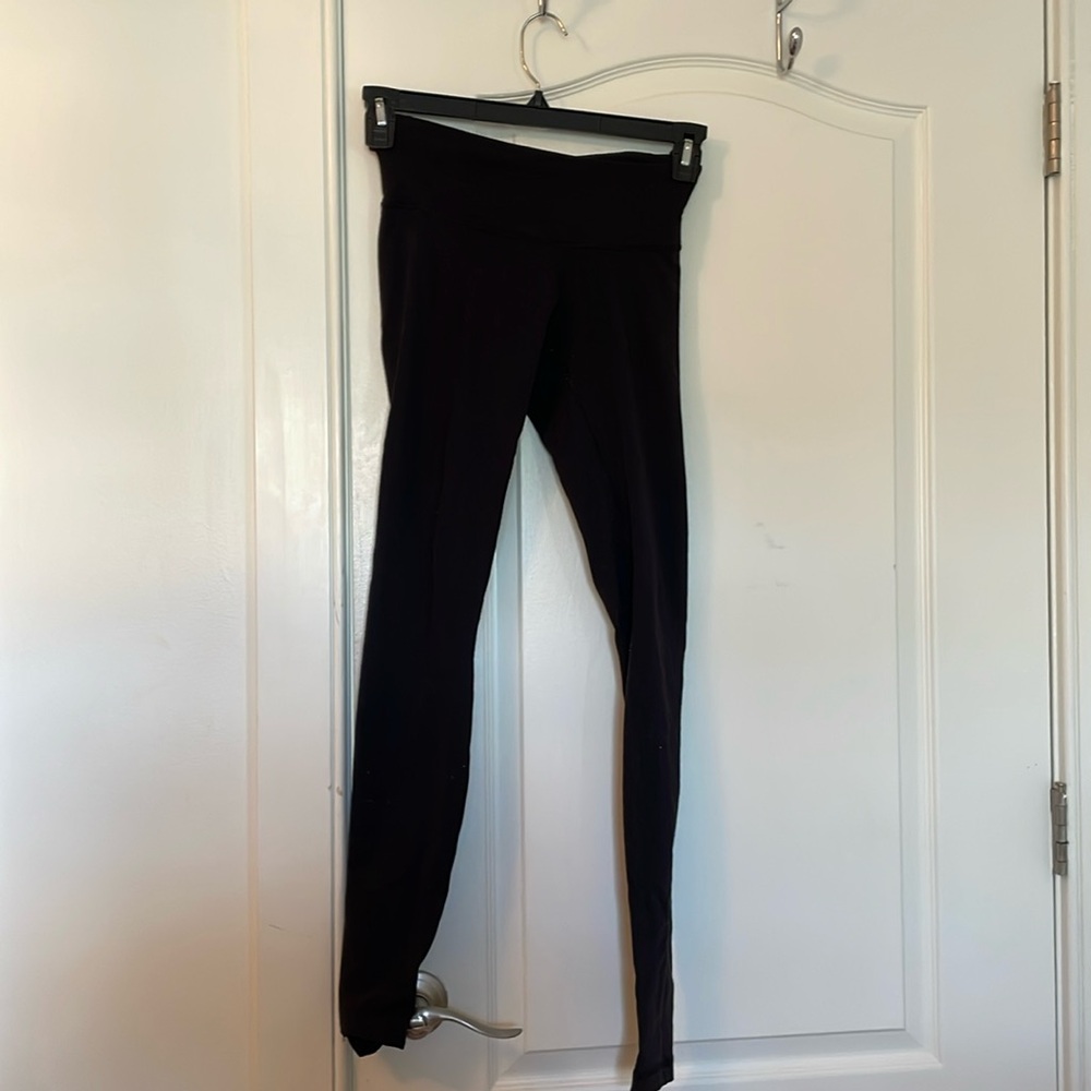 LULULEMON WUNDER UNDER LEGGING SIZE 4